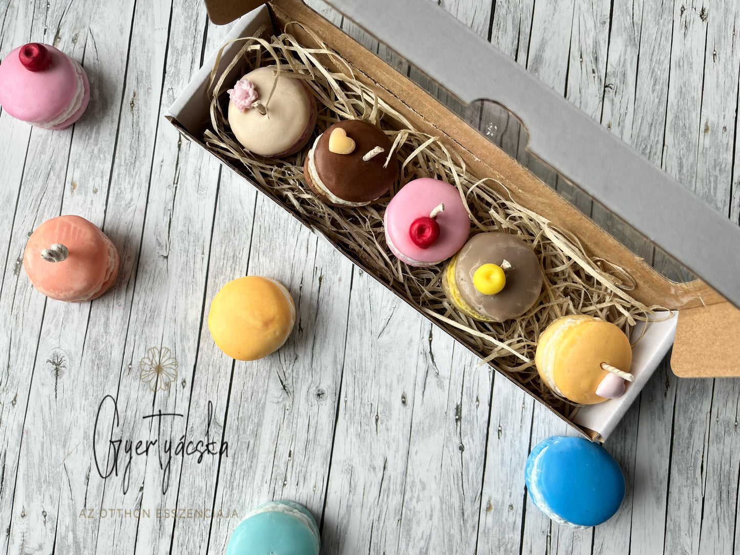 5 db-os Macaron illatgyertya dobozban